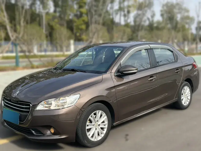 2014 Peugeot 301 1.6L 117HP L4 4AT