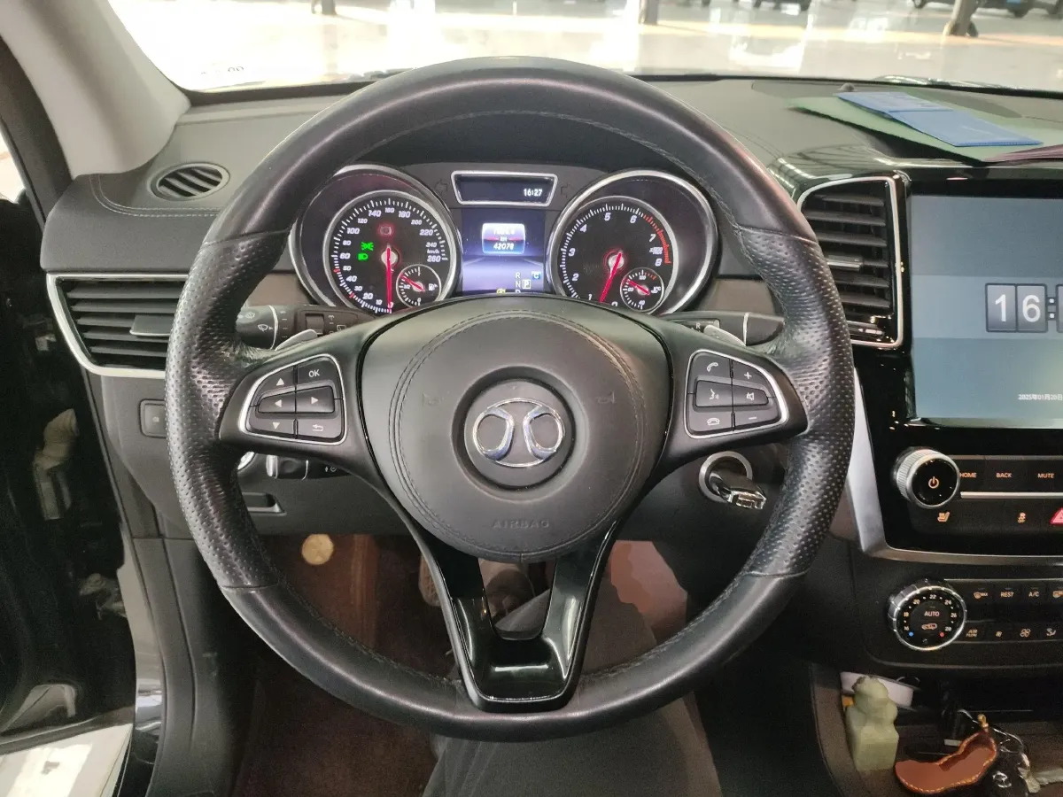 2021 BeiJing BJ90 4.0T 422HP V8 9AT,autocango,china used car exporter,china ev exporter,chinese used car exporter,chinese used ev exporter