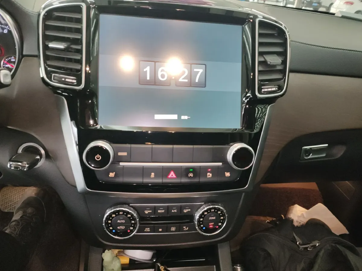 2021 BeiJing BJ90 4.0T 422HP V8 9AT,autocango,china used car exporter,china ev exporter,chinese used car exporter,chinese used ev exporter