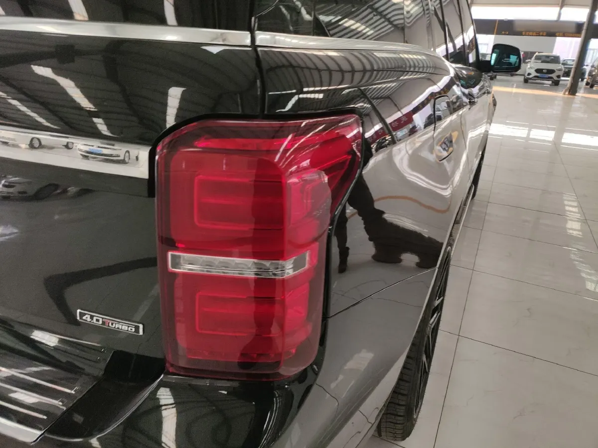 2021 BeiJing BJ90 4.0T 422HP V8 9AT,autocango,china used car exporter,china ev exporter,chinese used car exporter,chinese used ev exporter