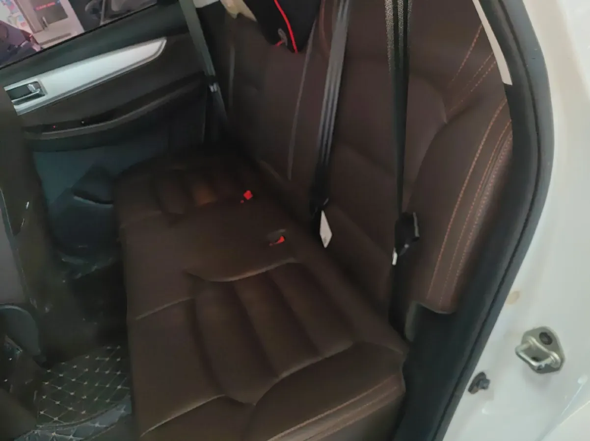 2017 DongFeng Forthing Joyear X5 1.5T 150HP L4 CVT,autocango,china used car exporter,china ev exporter,chinese used car exporter,chinese used ev exporter