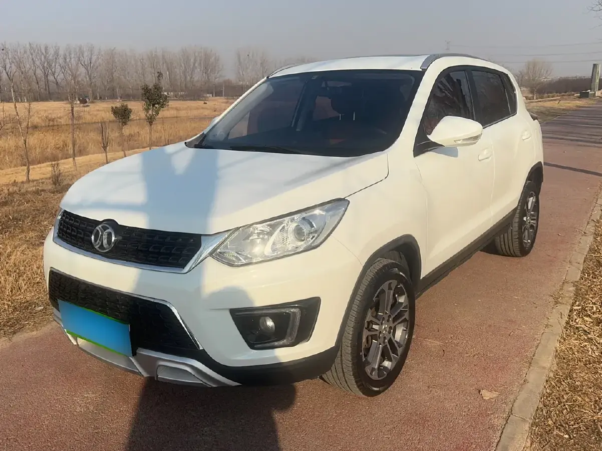2016 BeiJing Auto Senova X35 1.5L 116HP L4 4AT