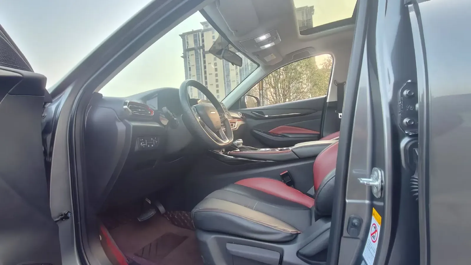 2021 ChangAn Oshan X5 1.5T 180HP L4 7DCT,autocango,china used car exporter,china ev exporter,chinese used car exporter,chinese used ev exporter