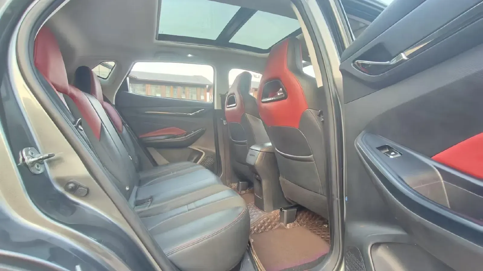 2021 ChangAn Oshan X5 1.5T 180HP L4 7DCT,autocango,china used car exporter,china ev exporter,chinese used car exporter,chinese used ev exporter