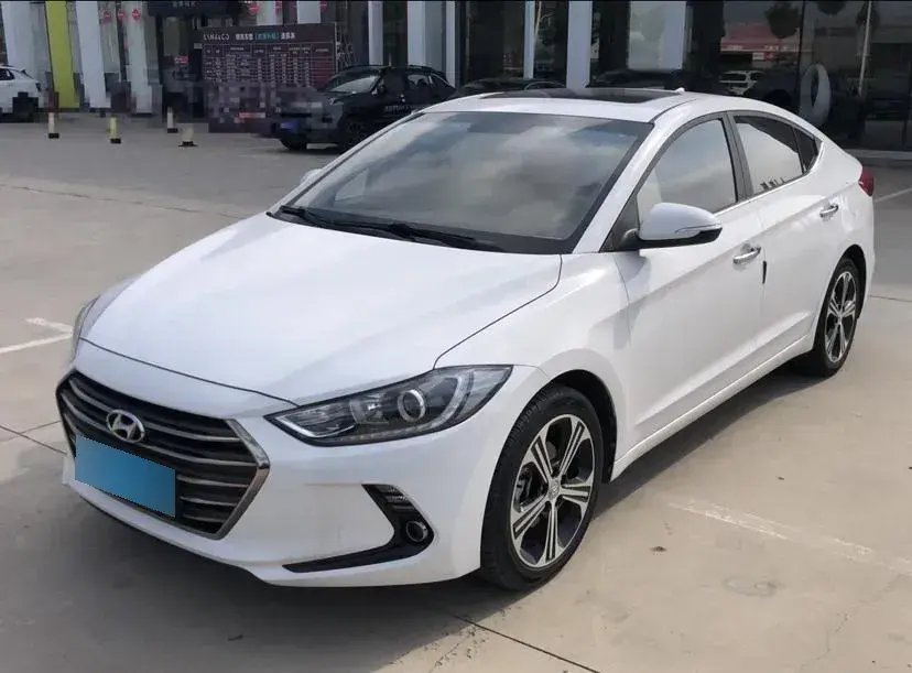 2018 Hyundai Elantra 1.4T 130HP L4 7DCT