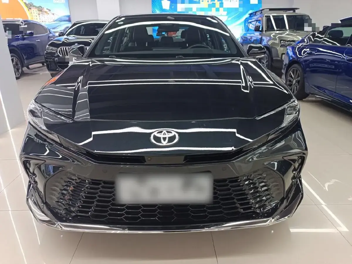 2024 Toyota Camry 2.0L 152HP L4 E-CVT Hybrid,autocango,china used car exporter,china ev exporter,chinese used car exporter,chinese used ev exporter