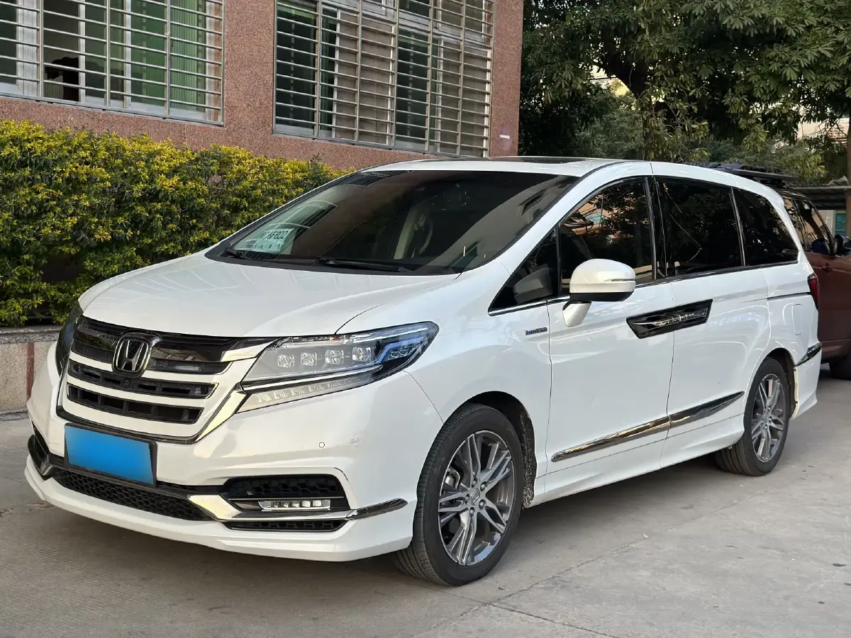 2019 Honda Elysioin 2.0L 146HP L4 E-CVT Hybrid