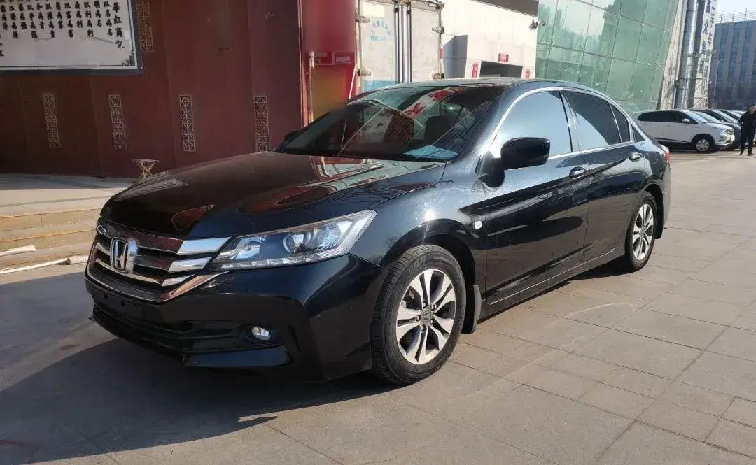 2014 Honda Accord 2.0L 155HP L4 CVT