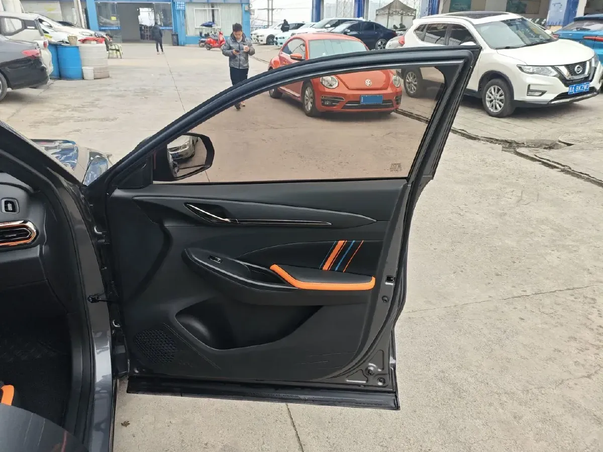 2022 ChangAn Oshan X5 1.5T 180HP L4 7DCT,autocango,china used car exporter,china ev exporter,chinese used car exporter,chinese used ev exporter