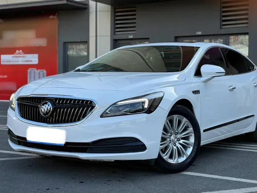2018 Buick Larcosse 1.5T 170HP L4 7DCT