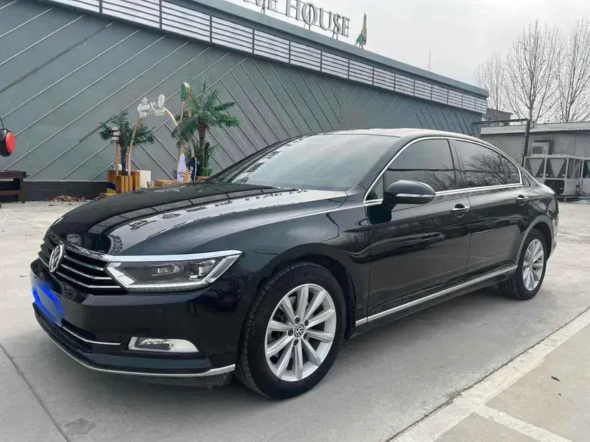 2017 Volkswagen Magotan 1.8T 180HP L4 7DCT