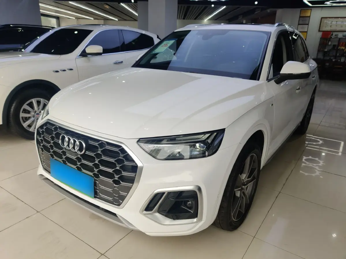2021 Audi Q5L 2.0T 252HP L4 7DCT