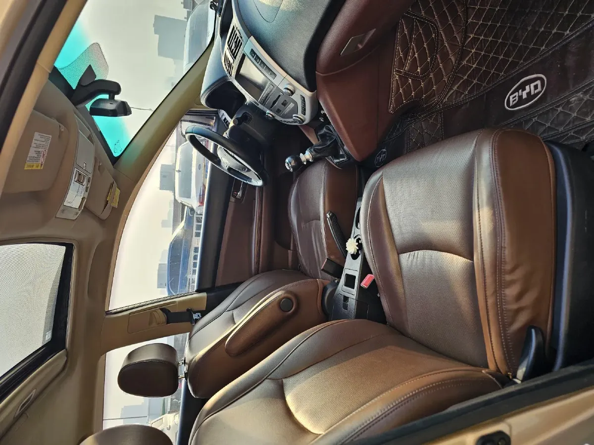 2014 BYD S6 1.5T 154HP L4 6MT,autocango,china used car exporter,china ev exporter,chinese used car exporter,chinese used ev exporter