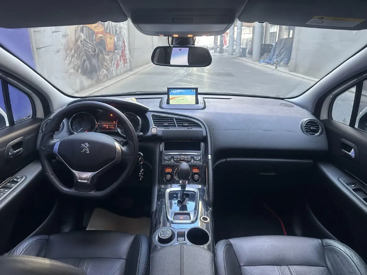 2013 Peugeot 3008 1.6T 163HP L4 6AT,autocango,china used car exporter,china ev exporter,chinese used car exporter,chinese used ev exporter