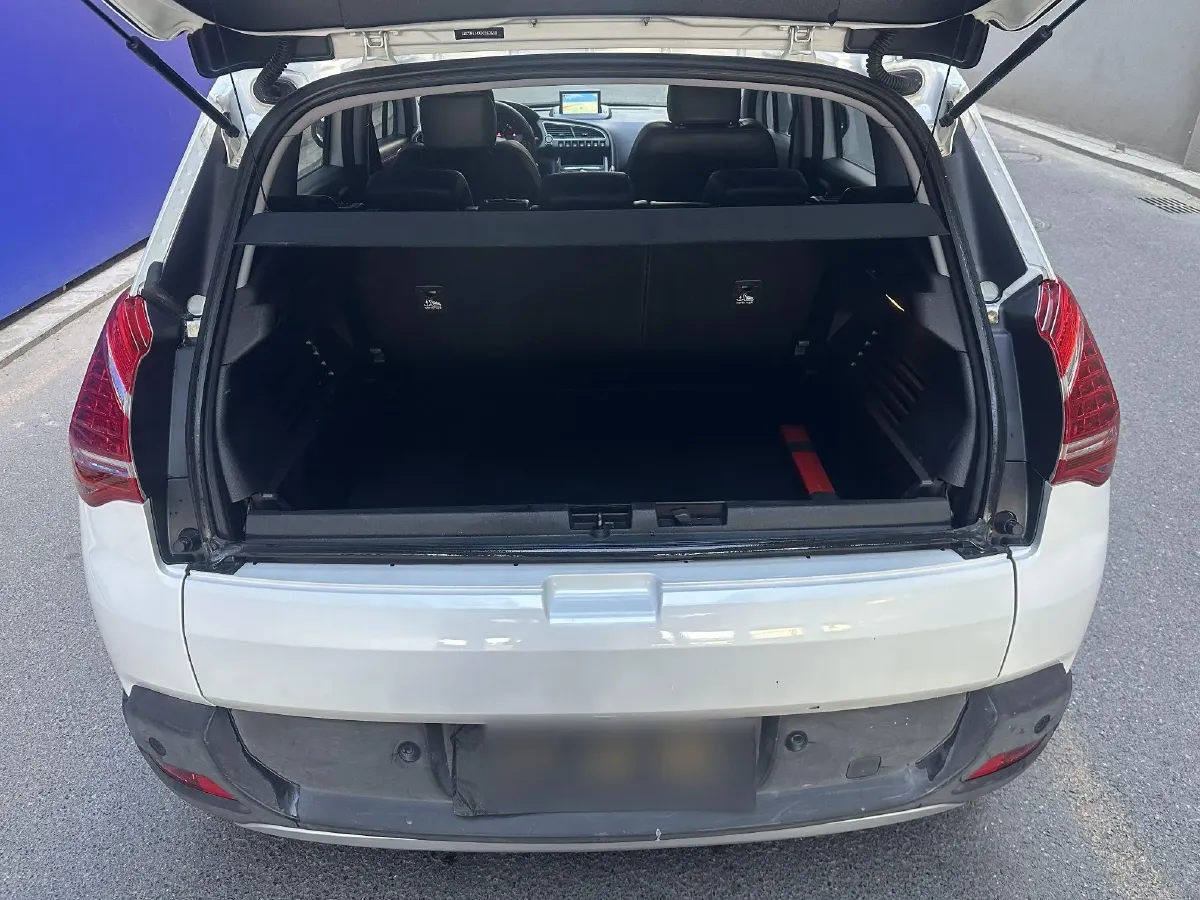 2013 Peugeot 3008 1.6T 163HP L4 6AT,autocango,china used car exporter,china ev exporter,chinese used car exporter,chinese used ev exporter