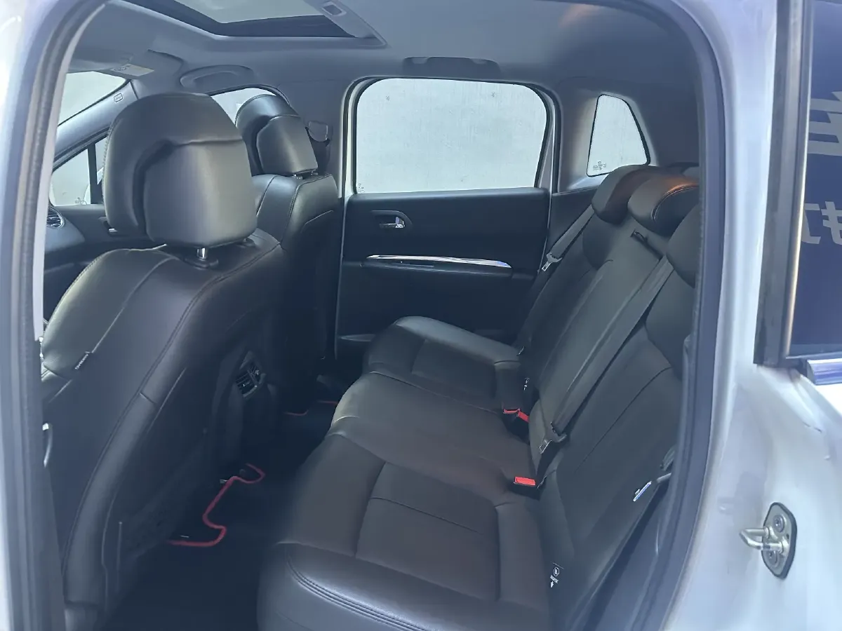 2013 Peugeot 3008 1.6T 163HP L4 6AT,autocango,china used car exporter,china ev exporter,chinese used car exporter,chinese used ev exporter