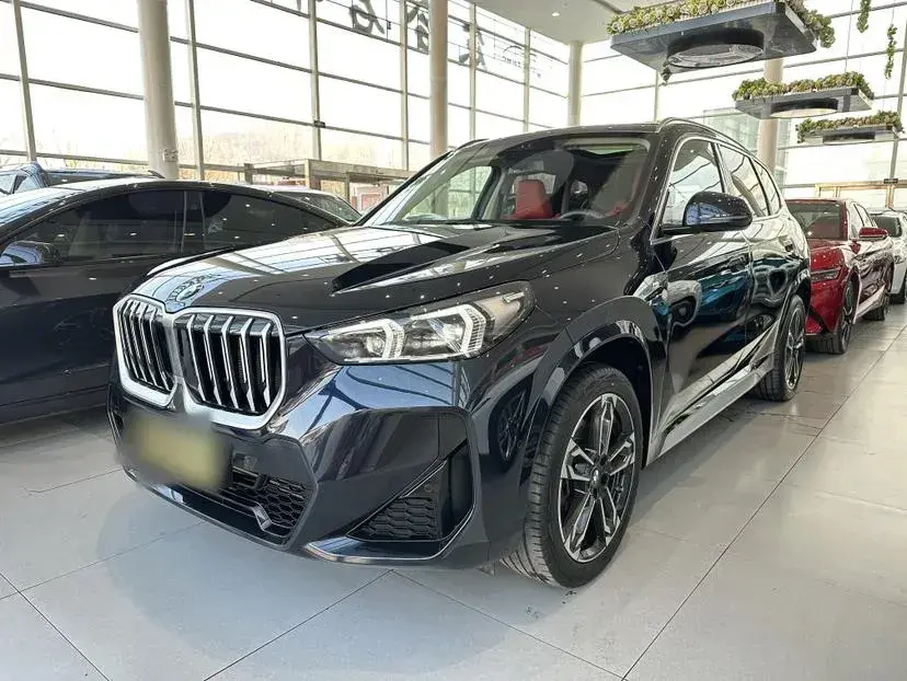 2023 BMW X1 2.0T 204HP L4 7DCT