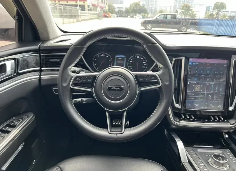 2017 Zotye T700 1.8T 177HP L4 6DCT,autocango,china used car exporter,china ev exporter,chinese used car exporter,chinese used ev exporter