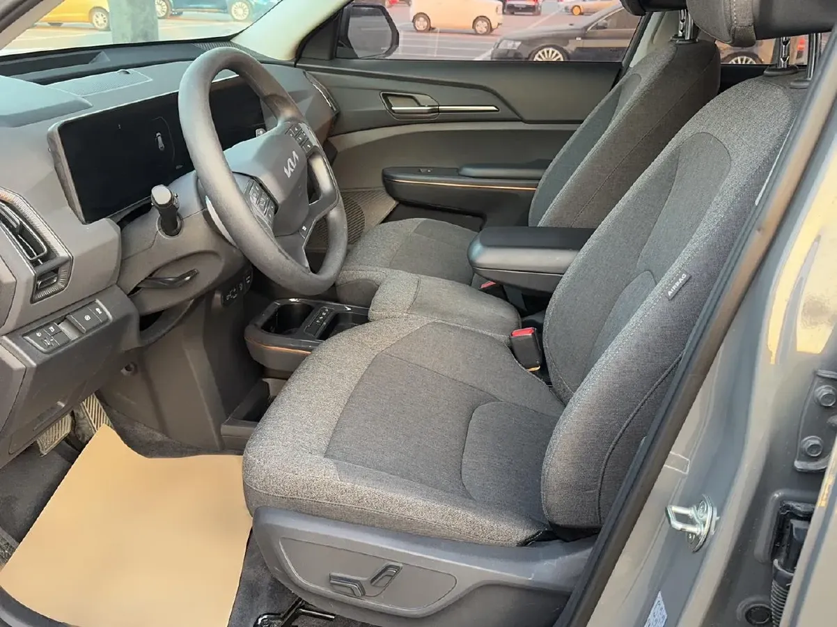 2024 Kia EV5 BEV 64.2KWH,autocango,china used car exporter,china ev exporter,chinese used car exporter,chinese used ev exporter