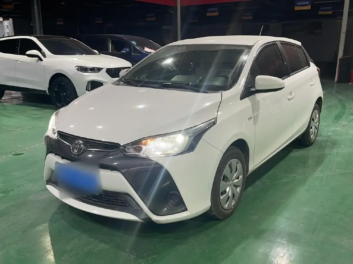 2016 Toyota Yaris L 1.5L 107HP L4 CVT
