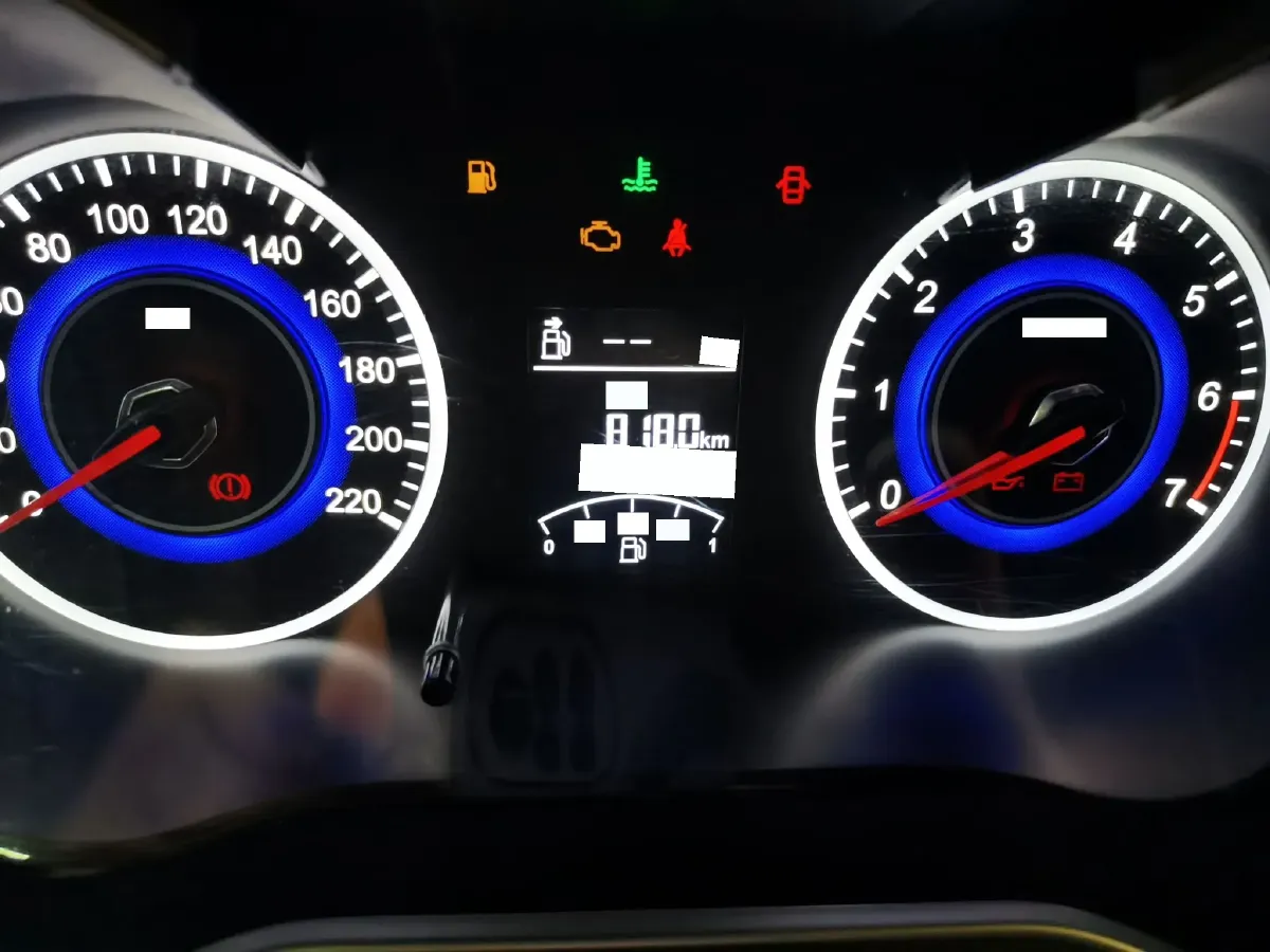 2015 Brilliance Auto V3 1.5L 112HP L4 5MT,autocango,china used car exporter,china ev exporter,chinese used car exporter,chinese used ev exporter