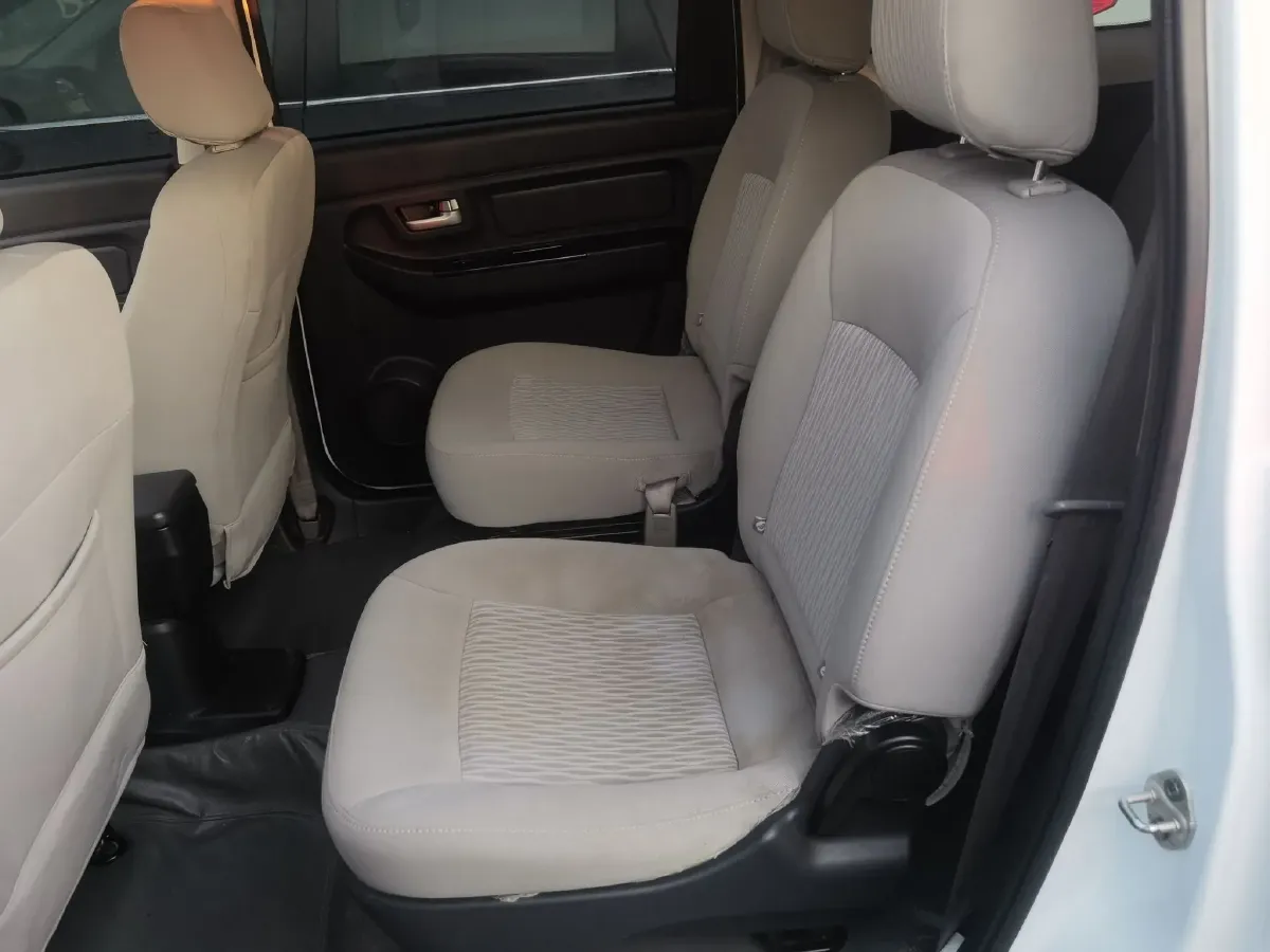 2016 BAIC Hyosow H2 1.5L 106HP L4 5MT,autocango,china used car exporter,china ev exporter,chinese used car exporter,chinese used ev exporter