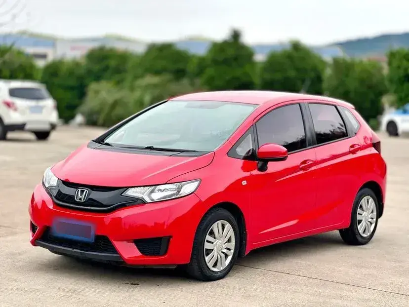 2016 Honda Fit 1.5L 131HP L4 CVT