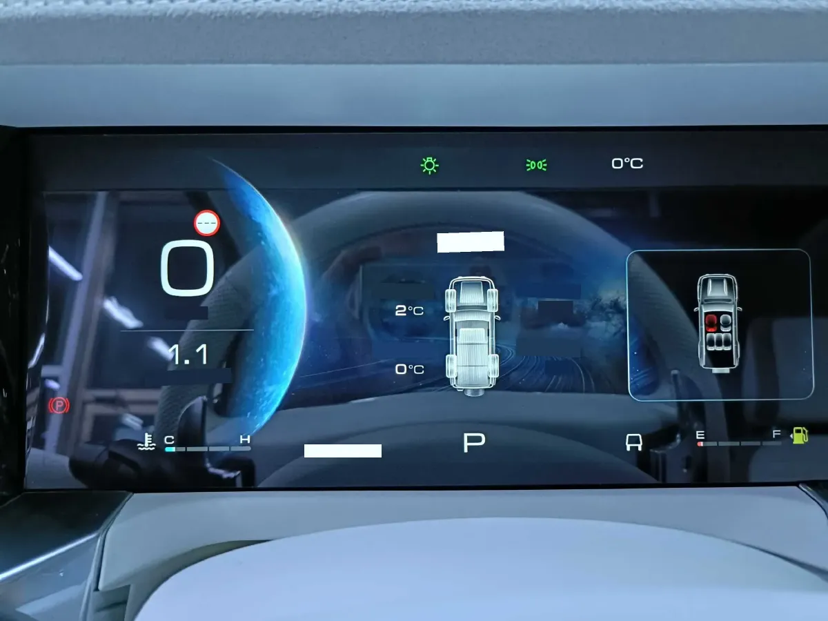 2021 Cyberspace 300 2.0T 227HP L4 8AT,autocango,china used car exporter,china ev exporter,chinese used car exporter,chinese used ev exporter