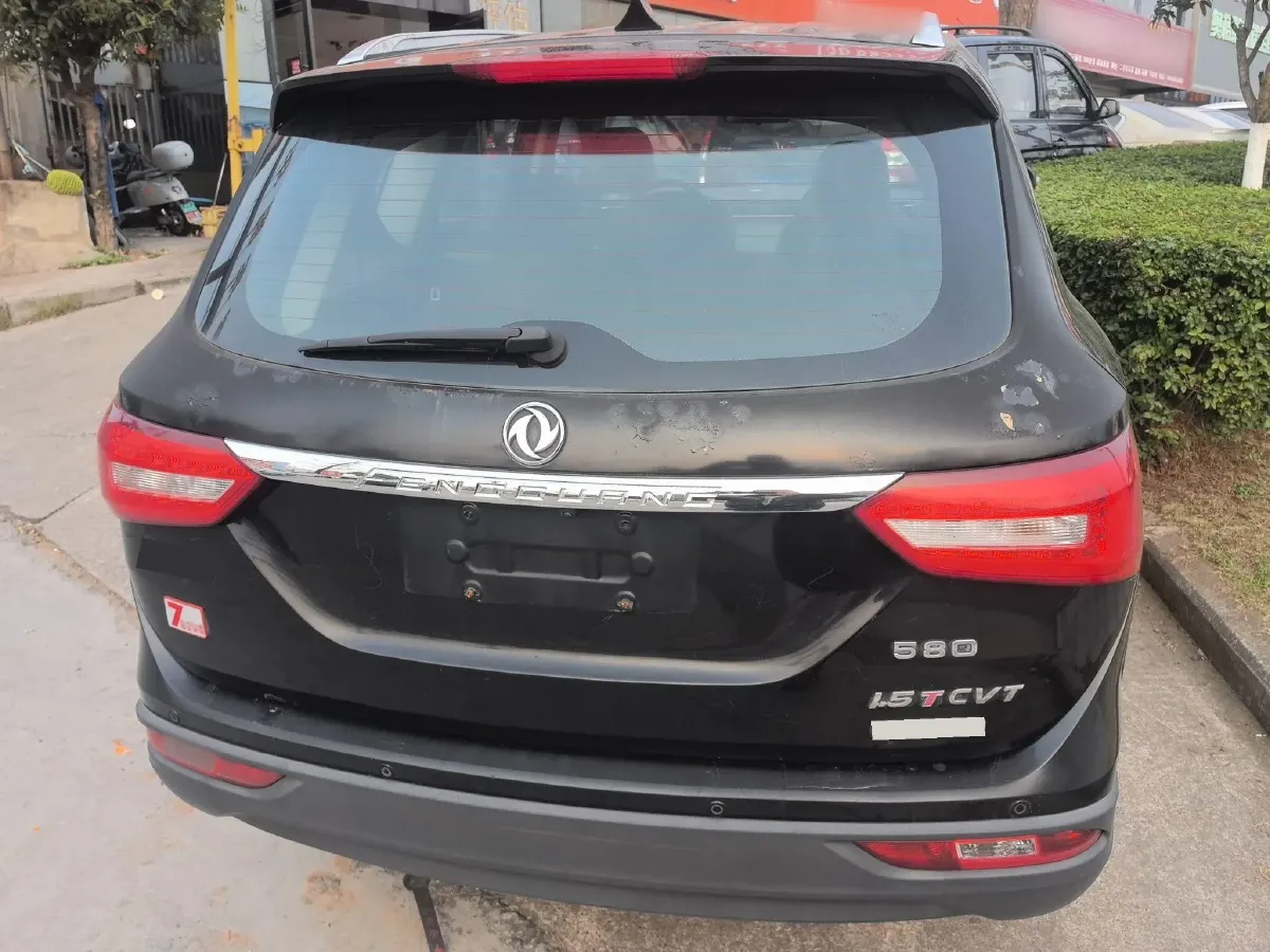 2017 DongFeng Fengon Fengon 580 1.5T 150HP L4 CVT,autocango,china used car exporter,china ev exporter,chinese used car exporter,chinese used ev exporter