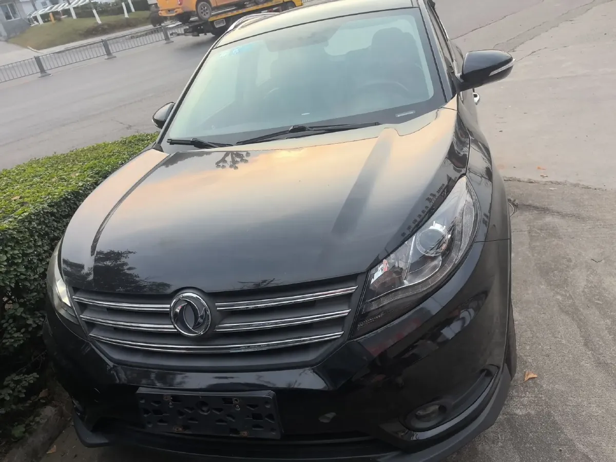 2017 DongFeng Fengon Fengon 580 1.5T 150HP L4 CVT,autocango,china used car exporter,china ev exporter,chinese used car exporter,chinese used ev exporter