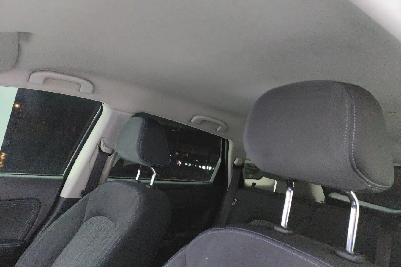 2016 Venucia T70 2.0L 144HP L4 CVT,autocango,china used car exporter,china ev exporter,chinese used car exporter,chinese used ev exporter