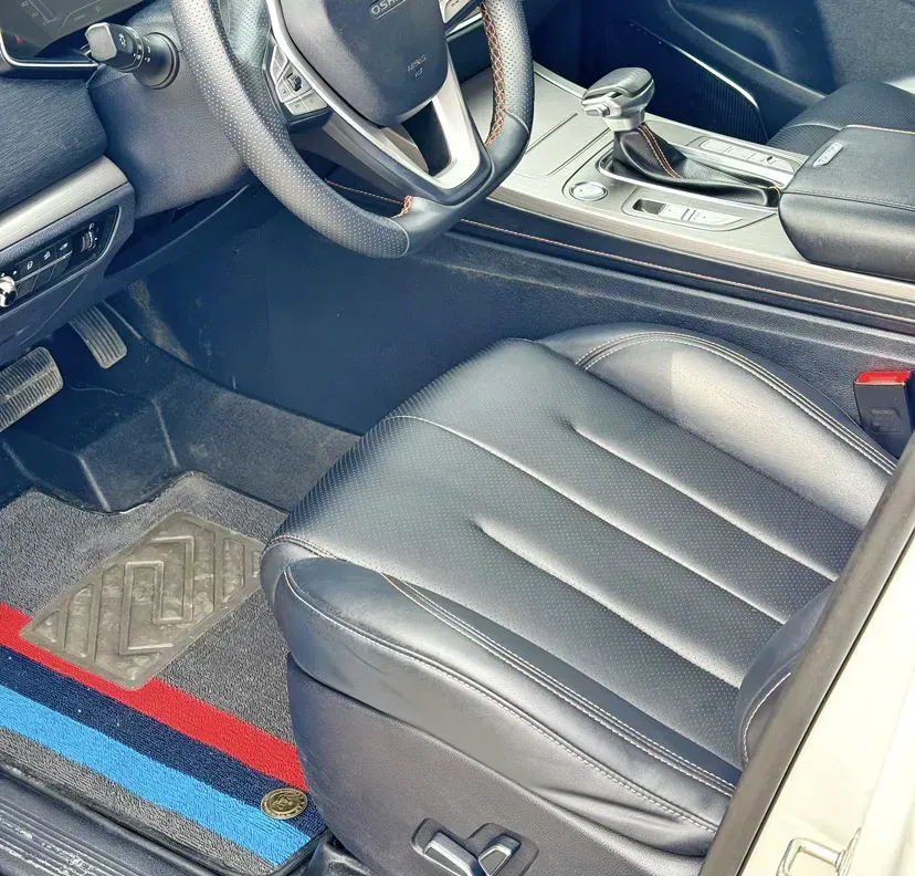 2020 ChangAn Oshan X7 1.5T 178HP L4 7DCT,autocango,china used car exporter,china ev exporter,chinese used car exporter,chinese used ev exporter