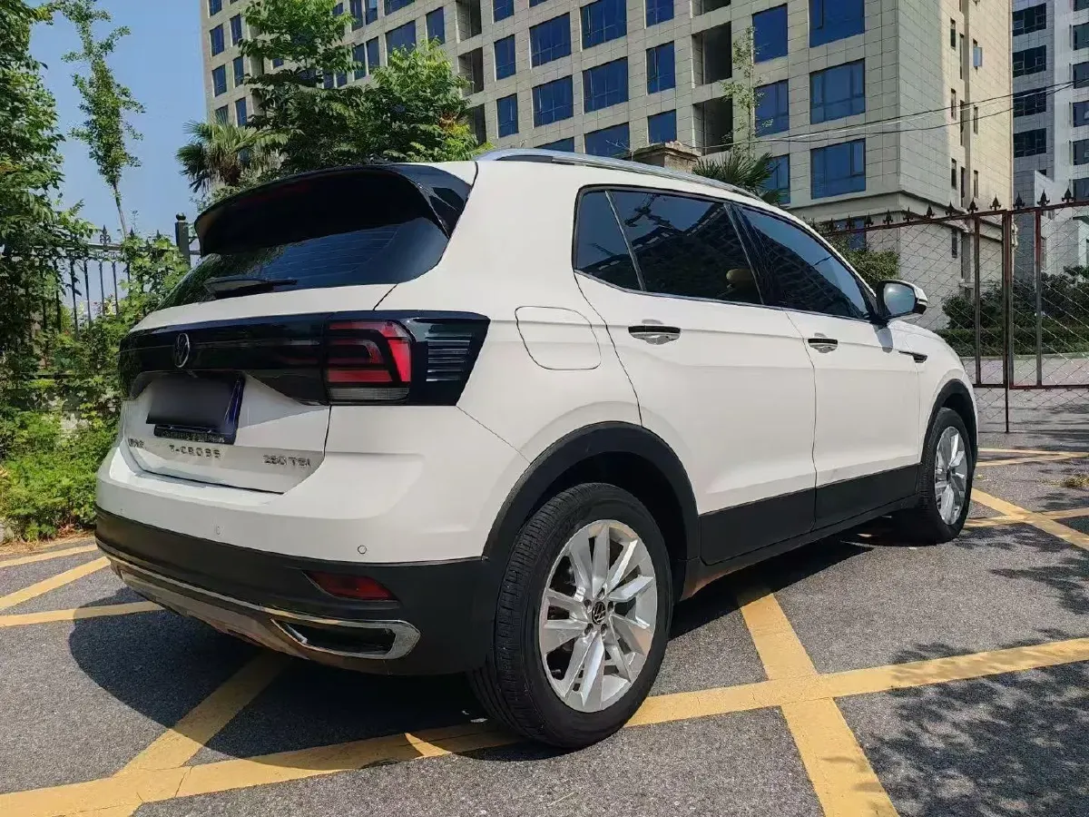 2021 Volkswagen T-Cross 1.4T 150HP L4 7DCT,autocango,china used car exporter,china ev exporter,chinese used car exporter,chinese used ev exporter