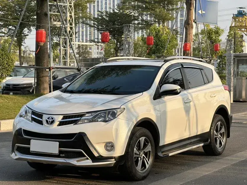 2015 Toyota RAV4 2.0L 147HP L4 CVT