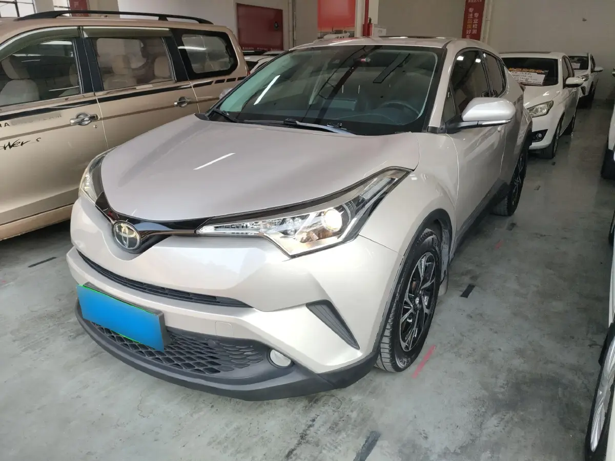 2020 Toyota C-HR 2.0L 171HP L4 CVT