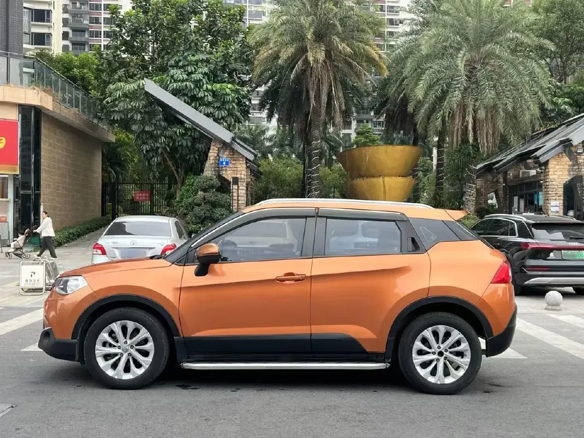 2017 Brilliance Auto V3 1.5L 112HP L4 5MT,autocango,china used car exporter,china ev exporter,chinese used car exporter,chinese used ev exporter