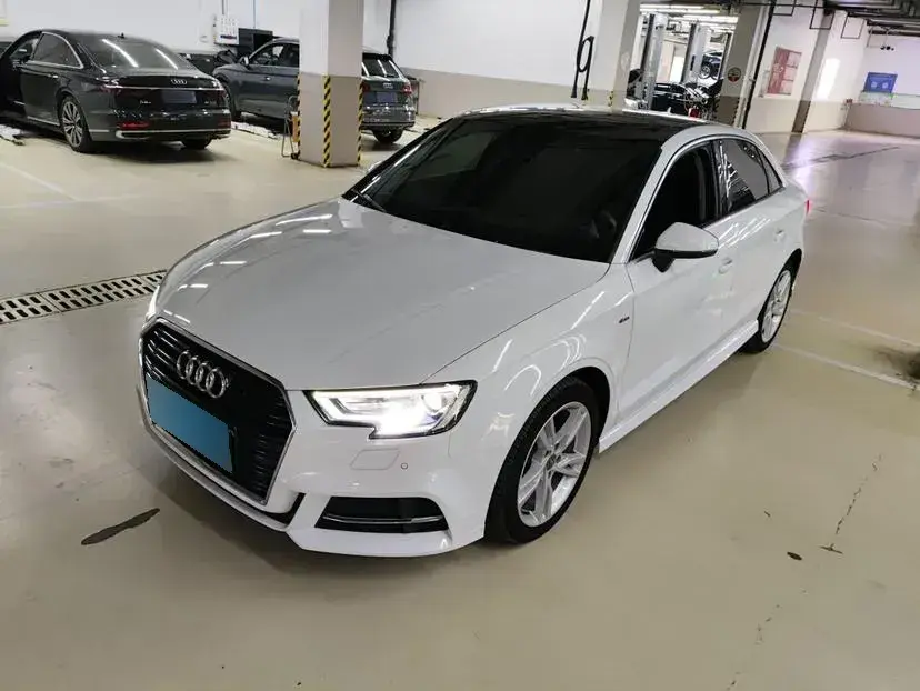 2018 Audi A3 1.4T 150HP L4 7DCT