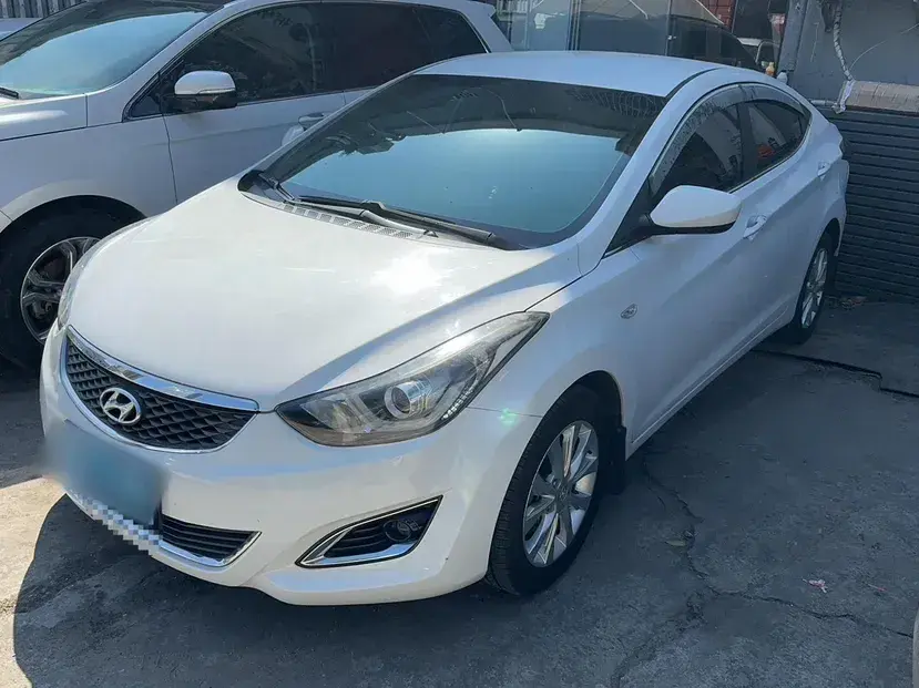 2016 Hyundai Elantra 1.6L 128HP L4 6AT