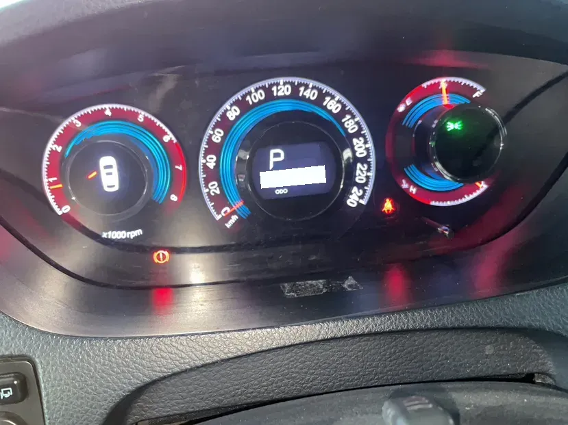 2014 Luxgen Grand7 SUV 2.2T 188HP L4 5AT,autocango,china used car exporter,china ev exporter,chinese used car exporter,chinese used ev exporter