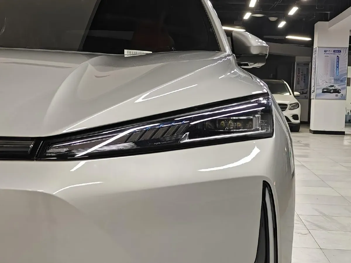 2024 DongFeng Aeolus L7 1.5T 154HP L4 4DHT PHEV 30.3KWH,autocango,china used car exporter,china ev exporter,chinese used car exporter,chinese used ev exporter