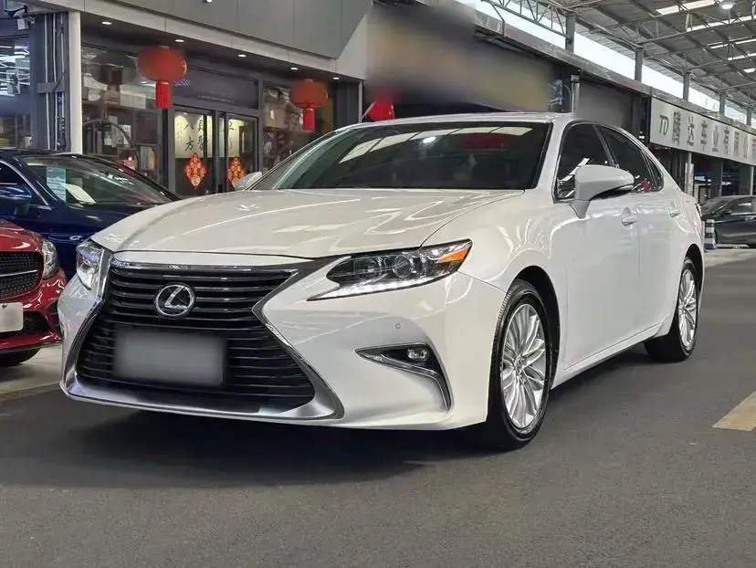 2015 Lexus ES 2.0L 167HP L4 6AT