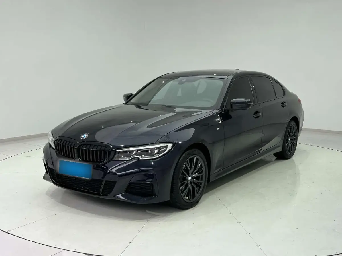 2022 BMW 3 Series 2.0T 184HP L4 8AT