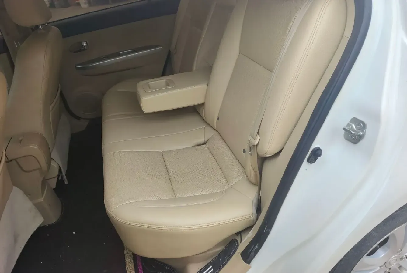 2013 Great Wall C30 1.5L 106HP L4 5MT,autocango,china used car exporter,china ev exporter,chinese used car exporter,chinese used ev exporter