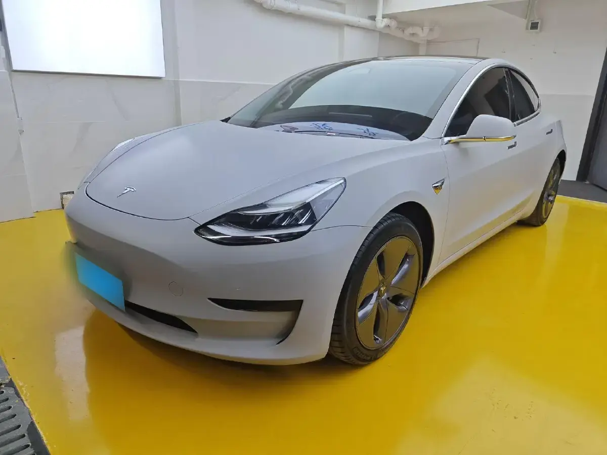 2020 Tesla Model 3 BEV 52KWH