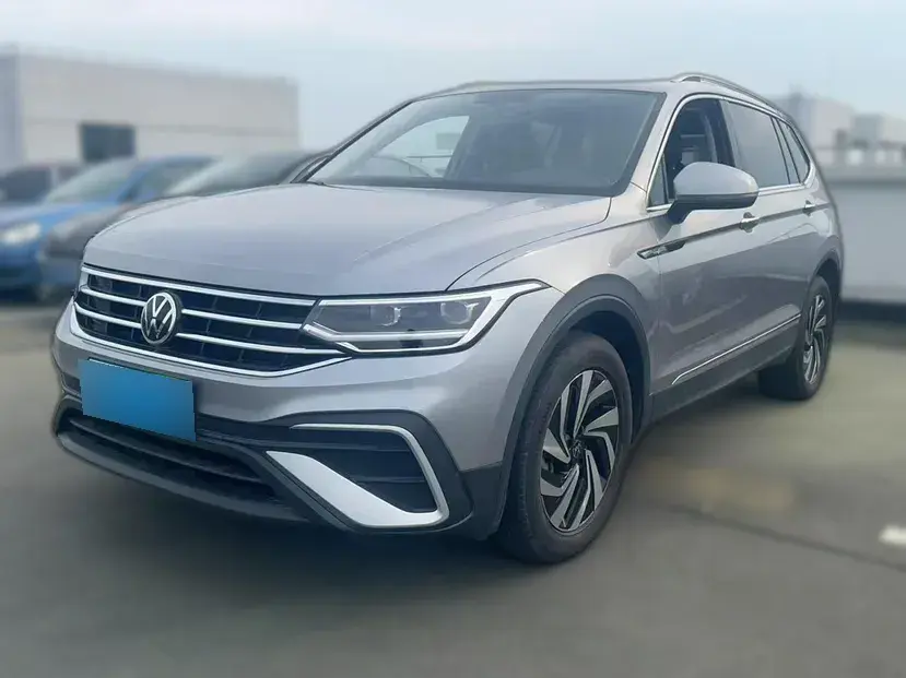 2023 Volkswagen Tiguan L 2.0T 186HP L4 7DCT