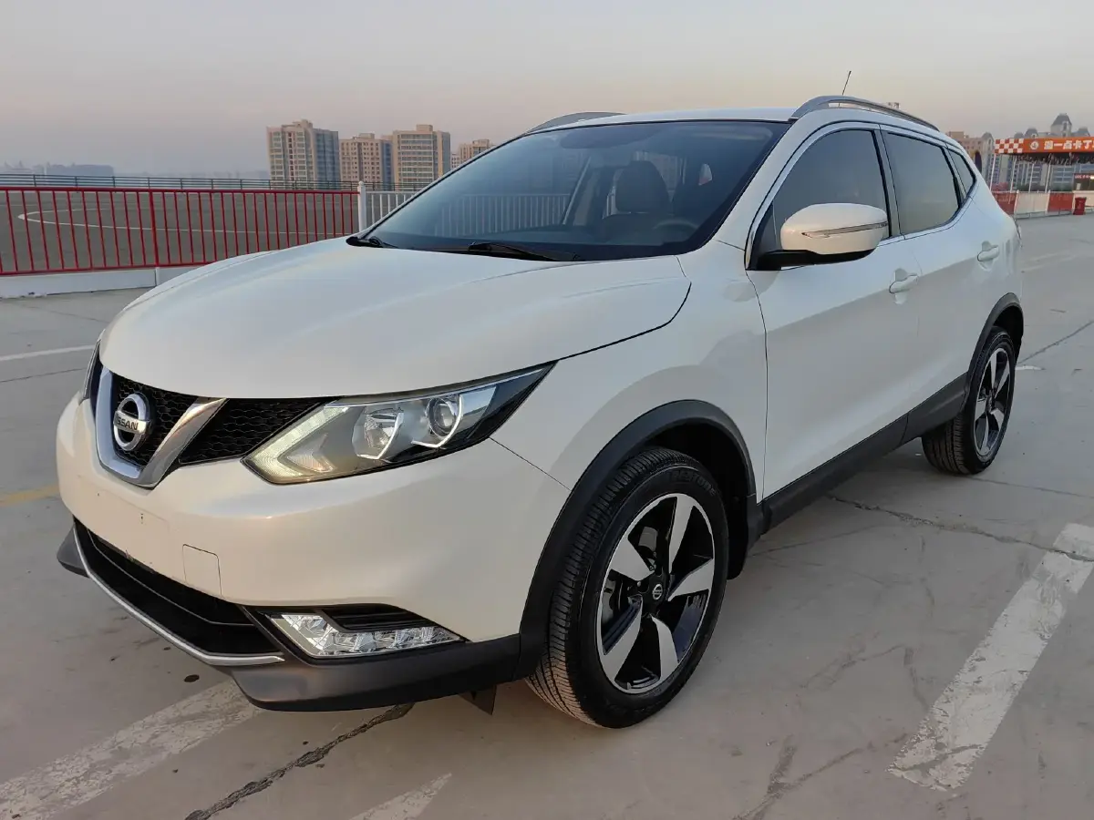 2017 Nissan Qashqai 2.0L 150HP L4 CVT