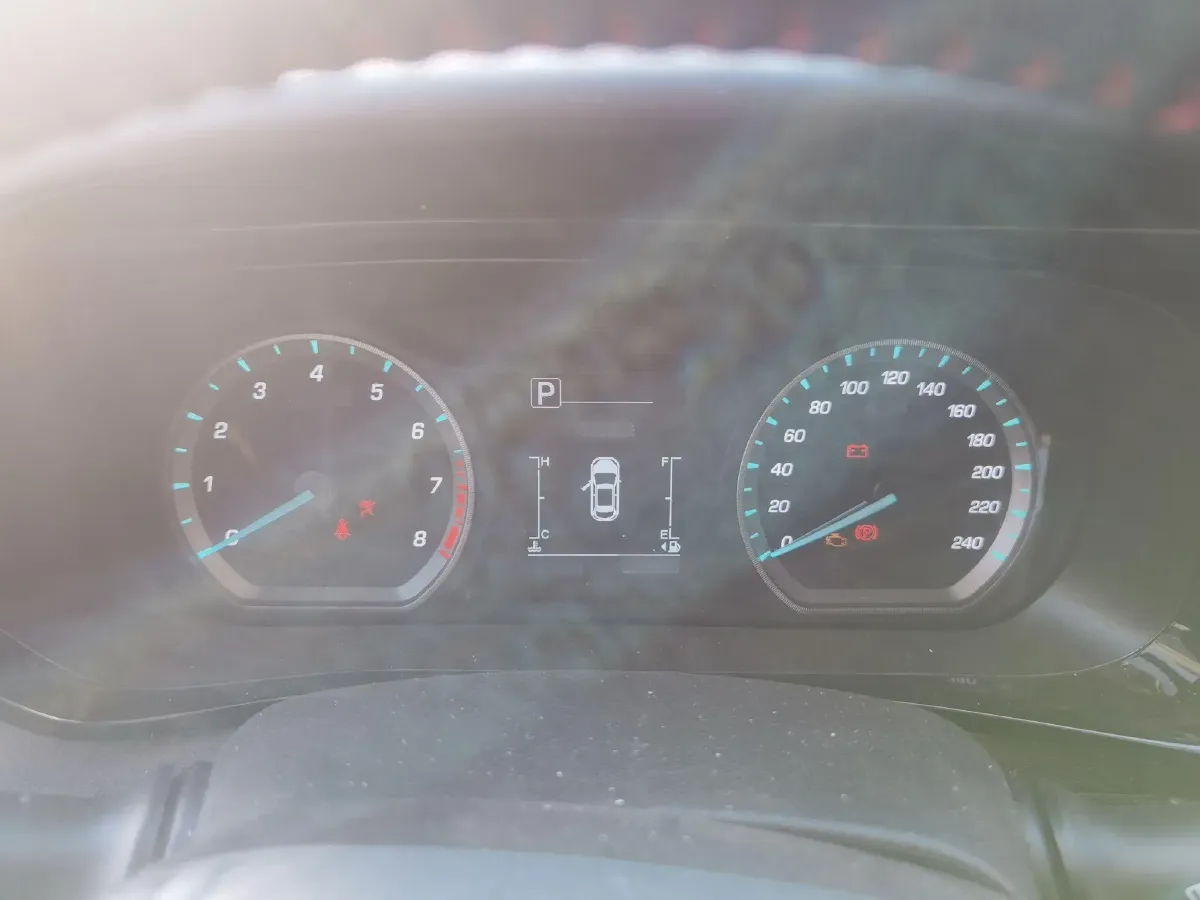 2021 ChangAn Oshan X5 1.5T 180HP L4 7DCT,autocango,china used car exporter,china ev exporter,chinese used car exporter,chinese used ev exporter