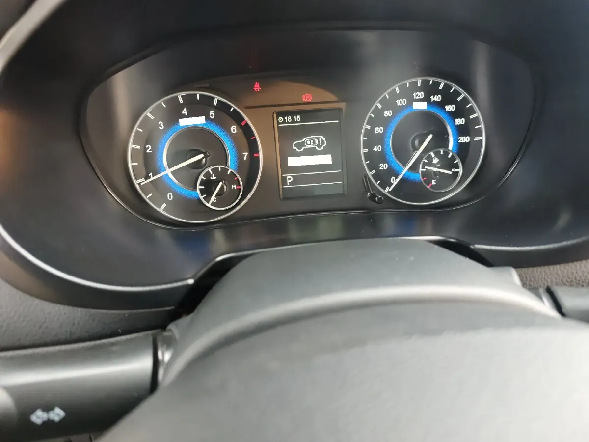 2018 DongFeng Fengon Fengon S560 1.8L 139HP L4 CVT,autocango,china used car exporter,china ev exporter,chinese used car exporter,chinese used ev exporter