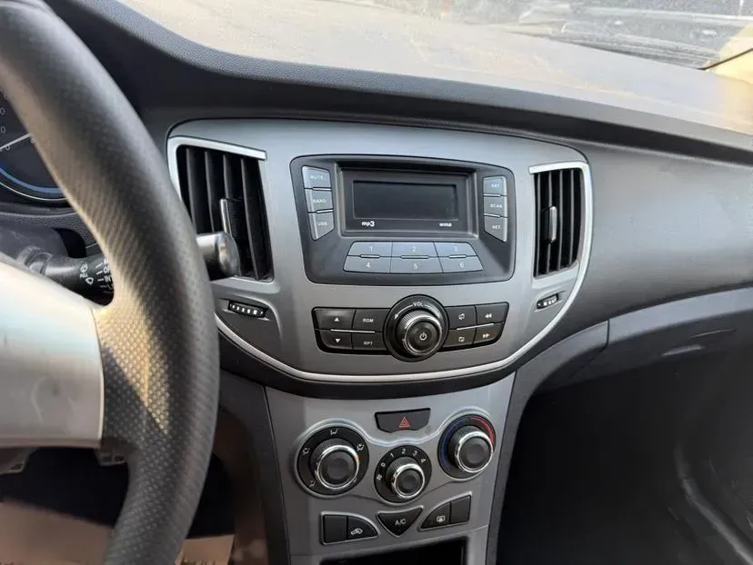2015 KaiYi C3 1.5L 109HP L4 5MT,autocango,china used car exporter,china ev exporter,chinese used car exporter,chinese used ev exporter