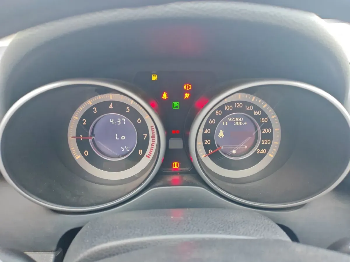 2015 Bestune X80 2.0L 147HP L4 6AT,autocango,china used car exporter,china ev exporter,chinese used car exporter,chinese used ev exporter